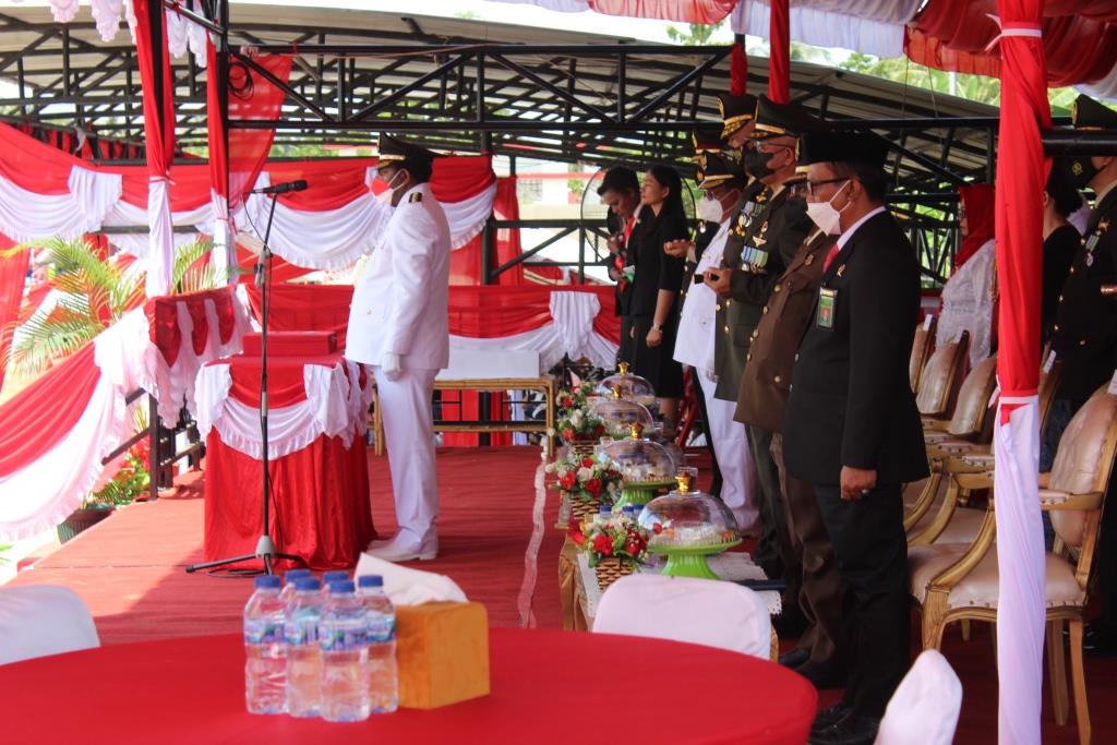 HUT RI1