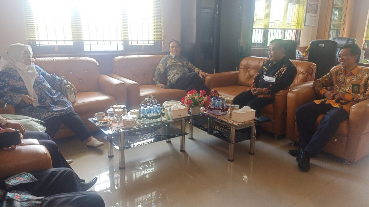 Kunjungan Direktur Pembinaan Adm Badilag5