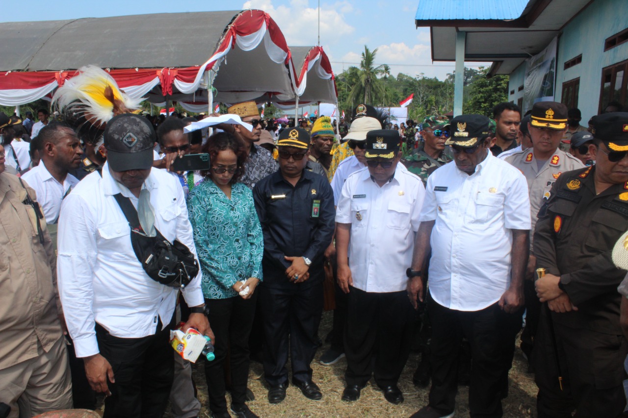 Peletakan Batu Pertama Kantor Bupati