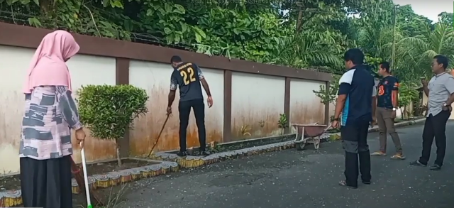 kerja_bakti.png